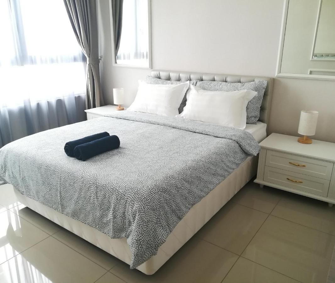 Rumahcozy Homestay I-City ชาห์อาลัม ภายนอก รูปภาพ